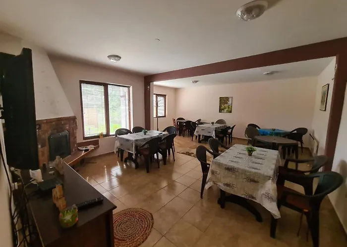 Penchevi 3* Варна