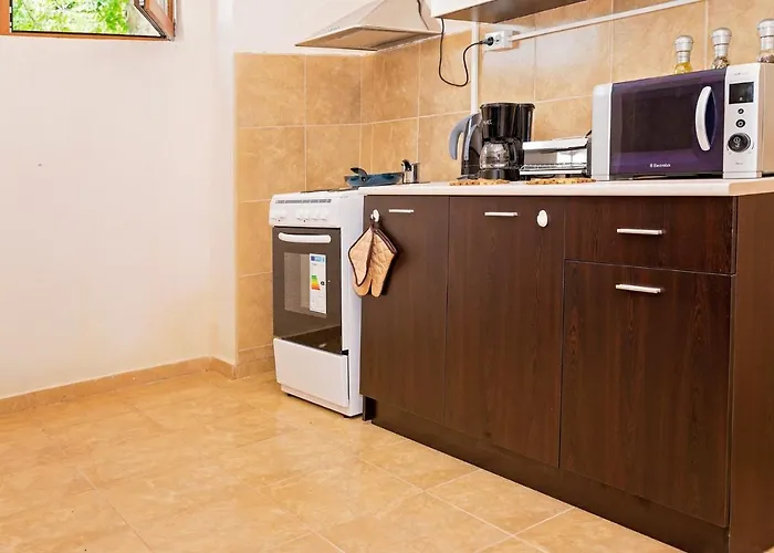 Penchevi 3* Варна